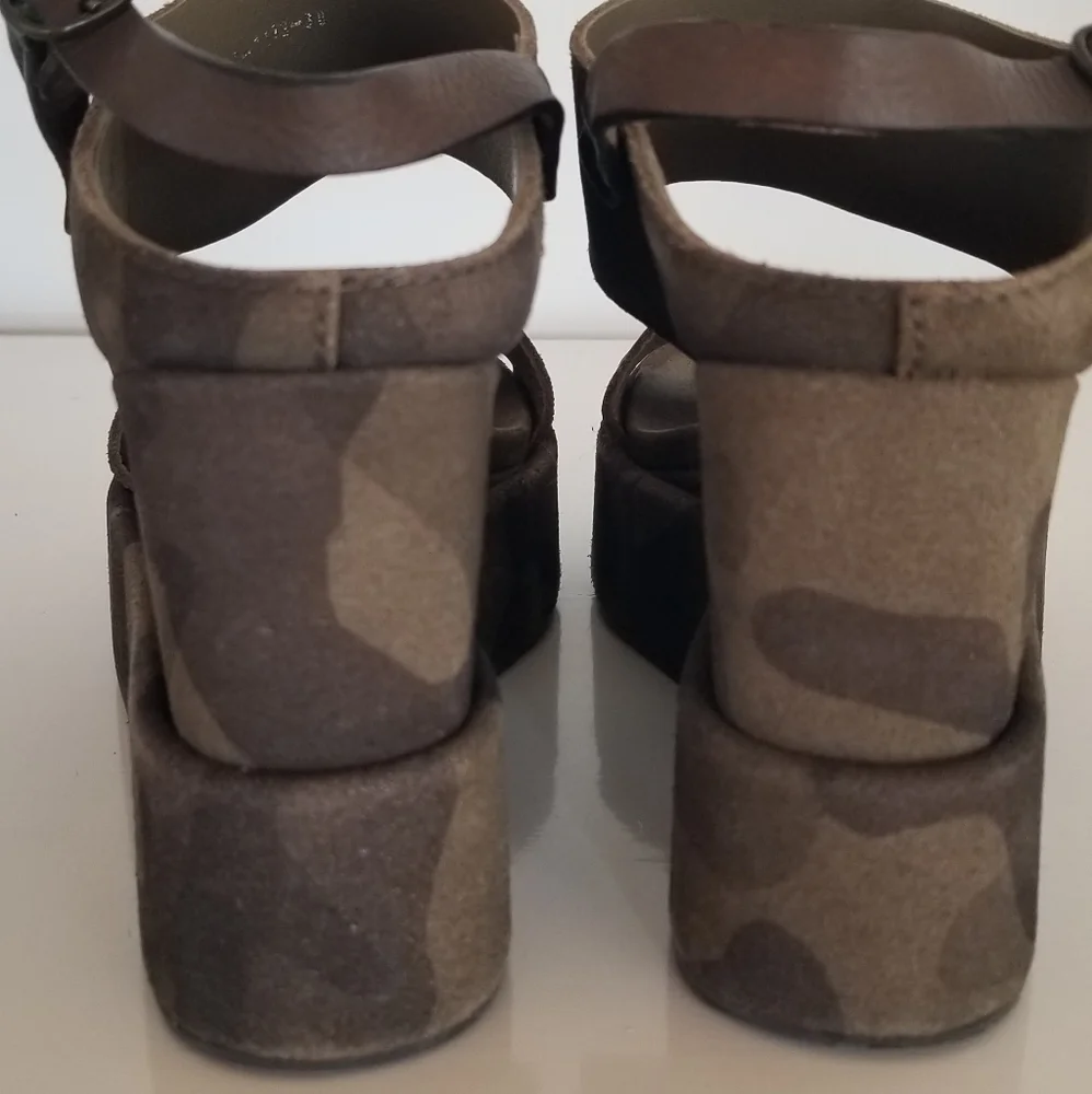 Pedro Garcia Leather High Wedge Platform Sandles